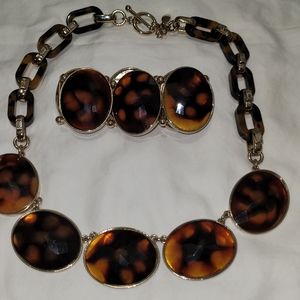Tortoise necklace and bracelet set